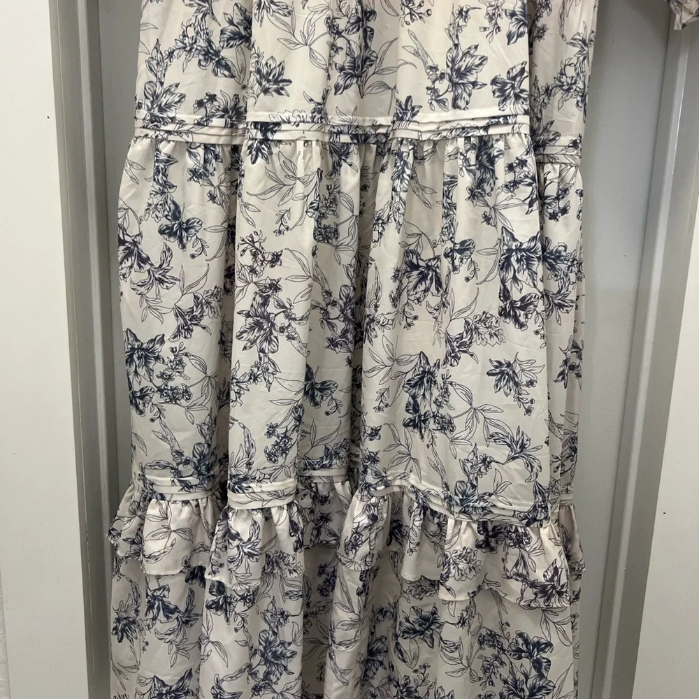Dainty Jewells White and Blue Floral Dress - Picture 3 of 12
